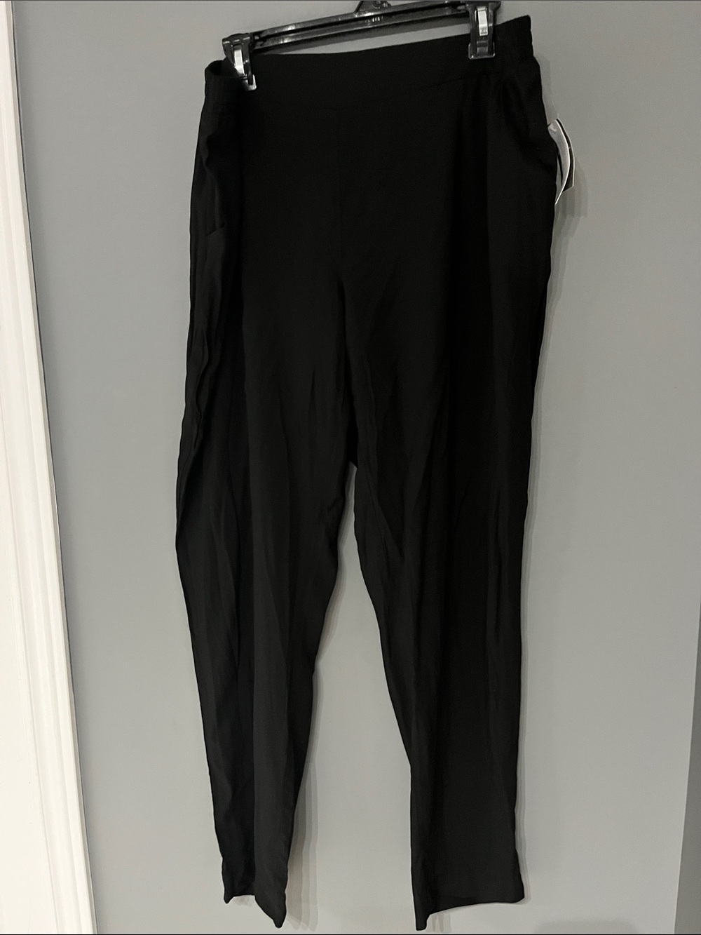 3/$30 Black Women's Pull-On elastic waist lounge pants